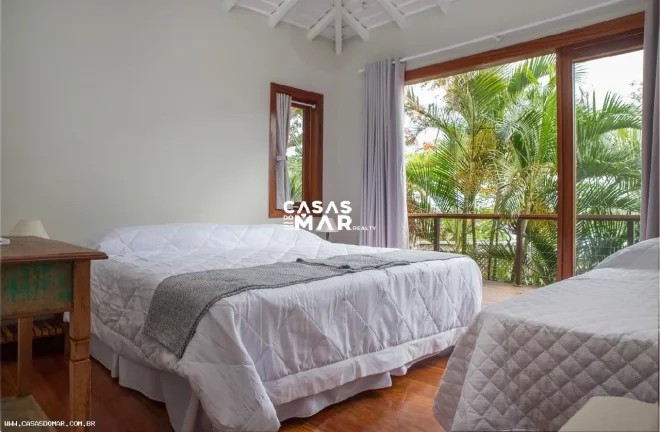 Imagem Casa para Venda em Armação dos Búzios / RJ no bairro Ferradura