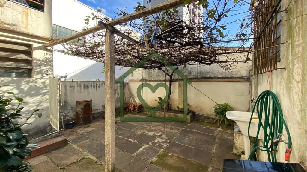 Imagem Oportunidade de negócio! Casa em alvenaria, 138,00m2 de área construída. São 3 amplos dormitóri...