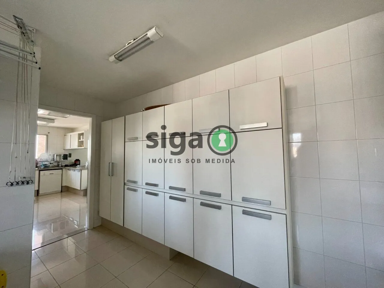 Imagem Apartamento com 265m², 4 dormitórios, sendo 4 suítes, 4 vagas, Vila Andrade.