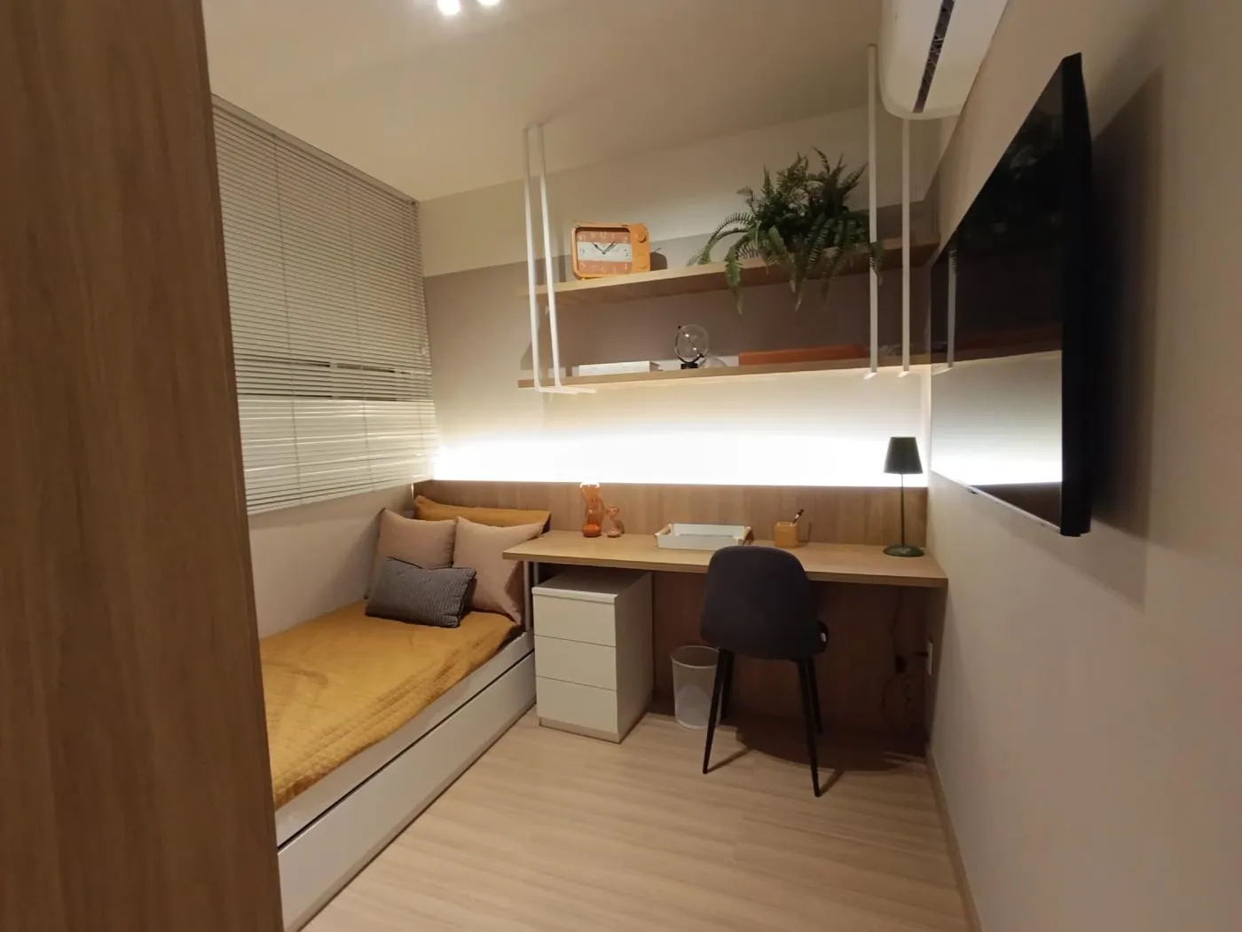 Imagem Apartamento para Venda em Fortaleza, Parreão, 2 dormitórios, 1 suíte, 2 banheiros, 1 vaga