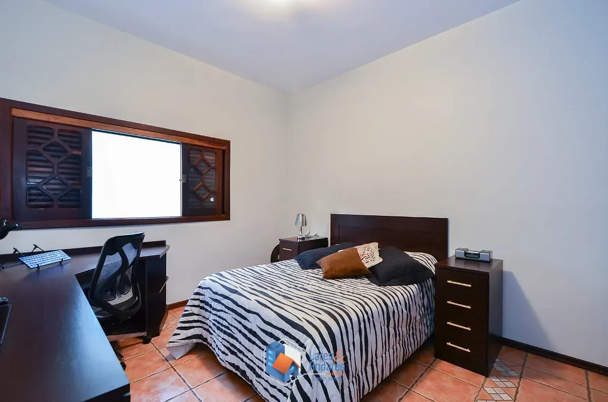 Imagem Casa para venda em Alto da Boa Vista com 4 quartos, sendo 2 suítes, 488m²
