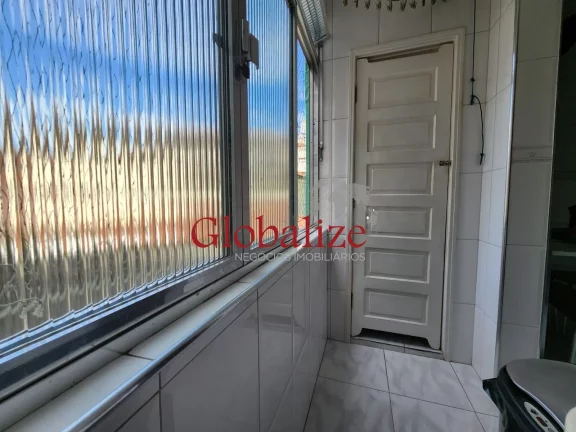 Imagem Apartamento à venda com 2 dormitórios, 1 vaga na Ponta da Praia em Santos por R$ 405.000,00
