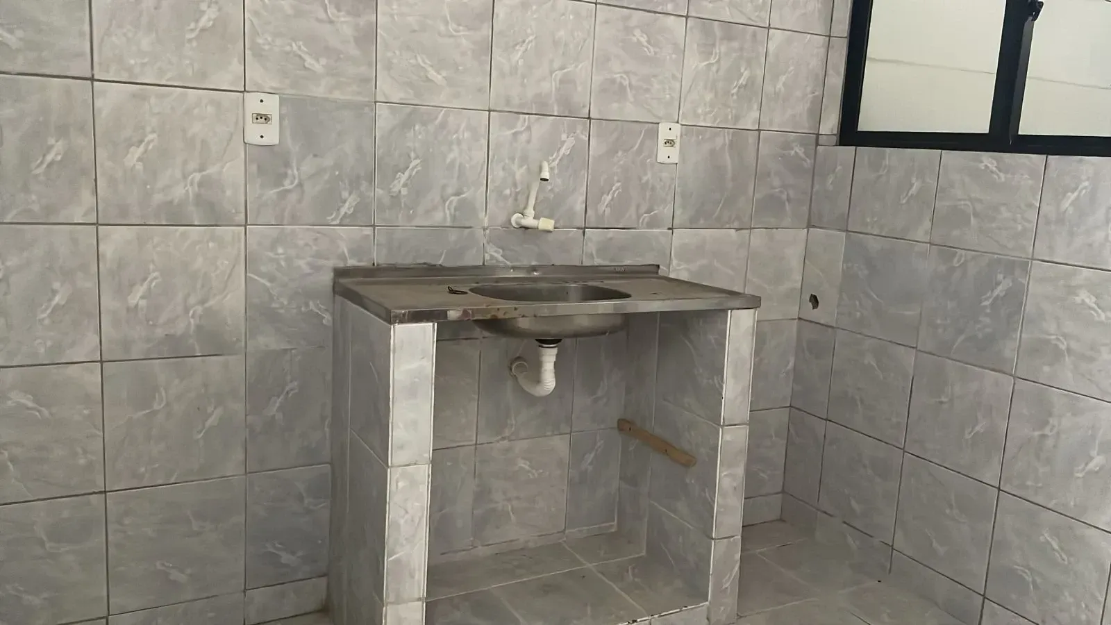 Imagem Casa com 2 Quartos à Venda ou Locação, 70 m² em Pau Amarelo - Paulista