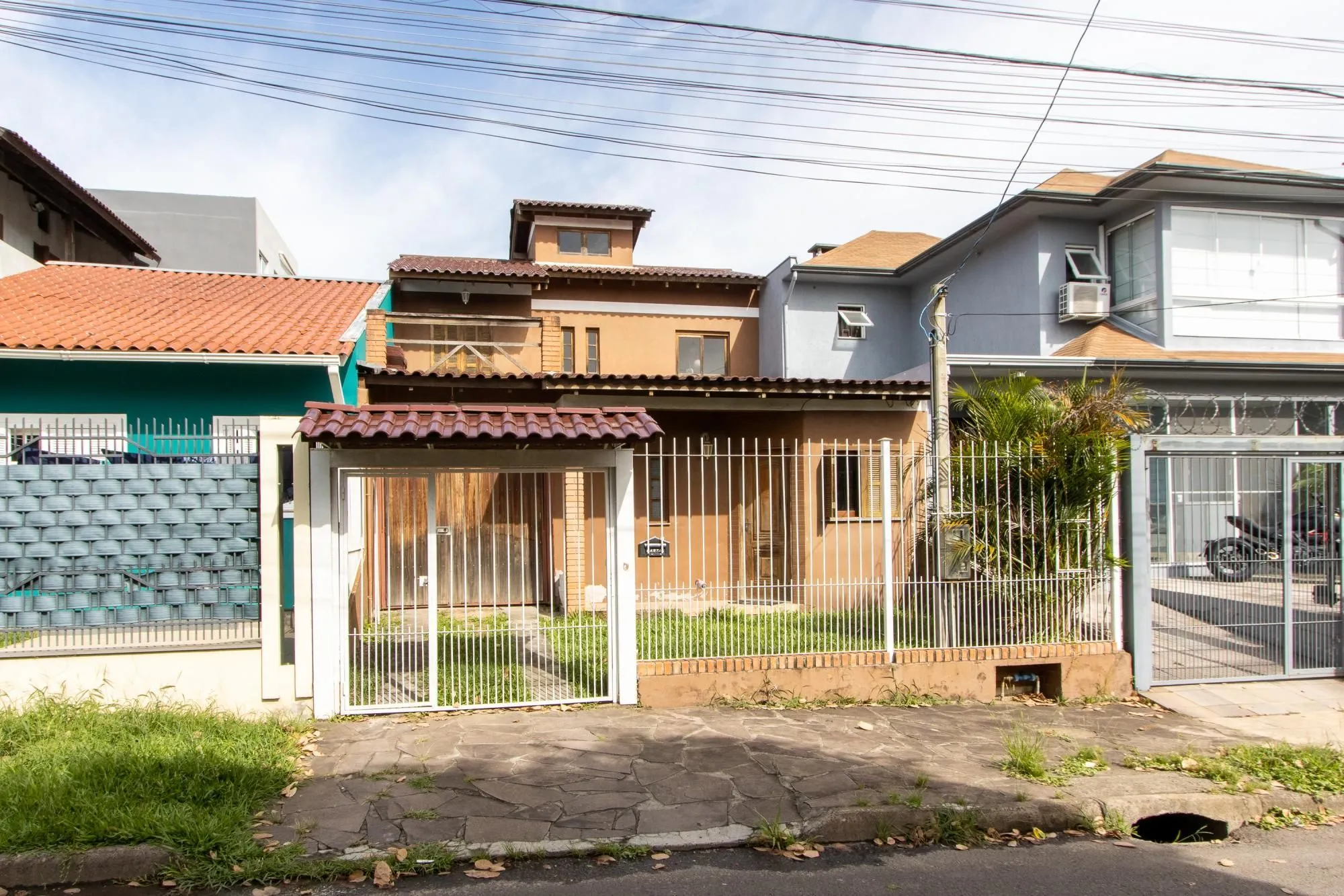 Imagem Casa/Sobrado 4 dormitórios com piscina