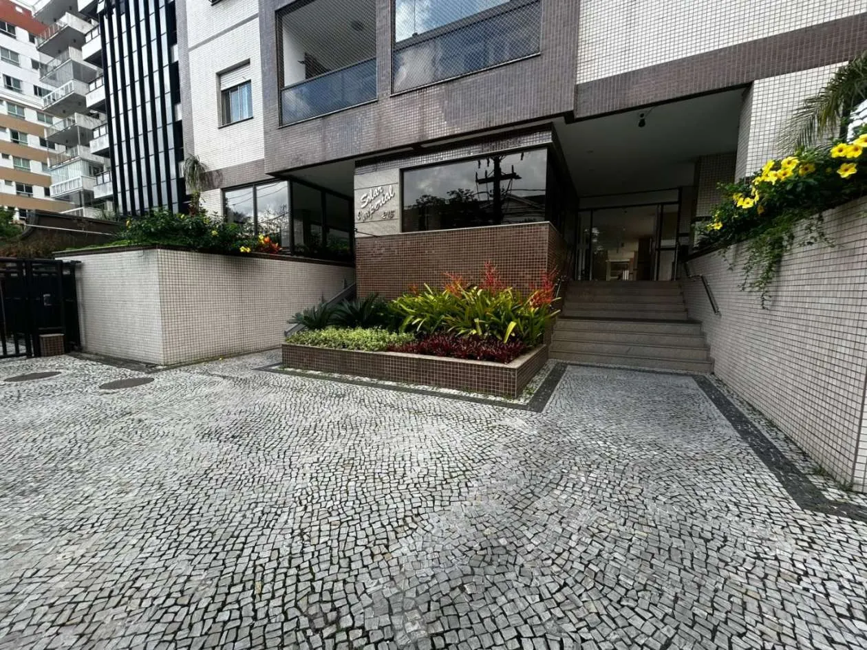 Imagem Apartamento para Venda em Petrópolis / RJ no bairro Centro