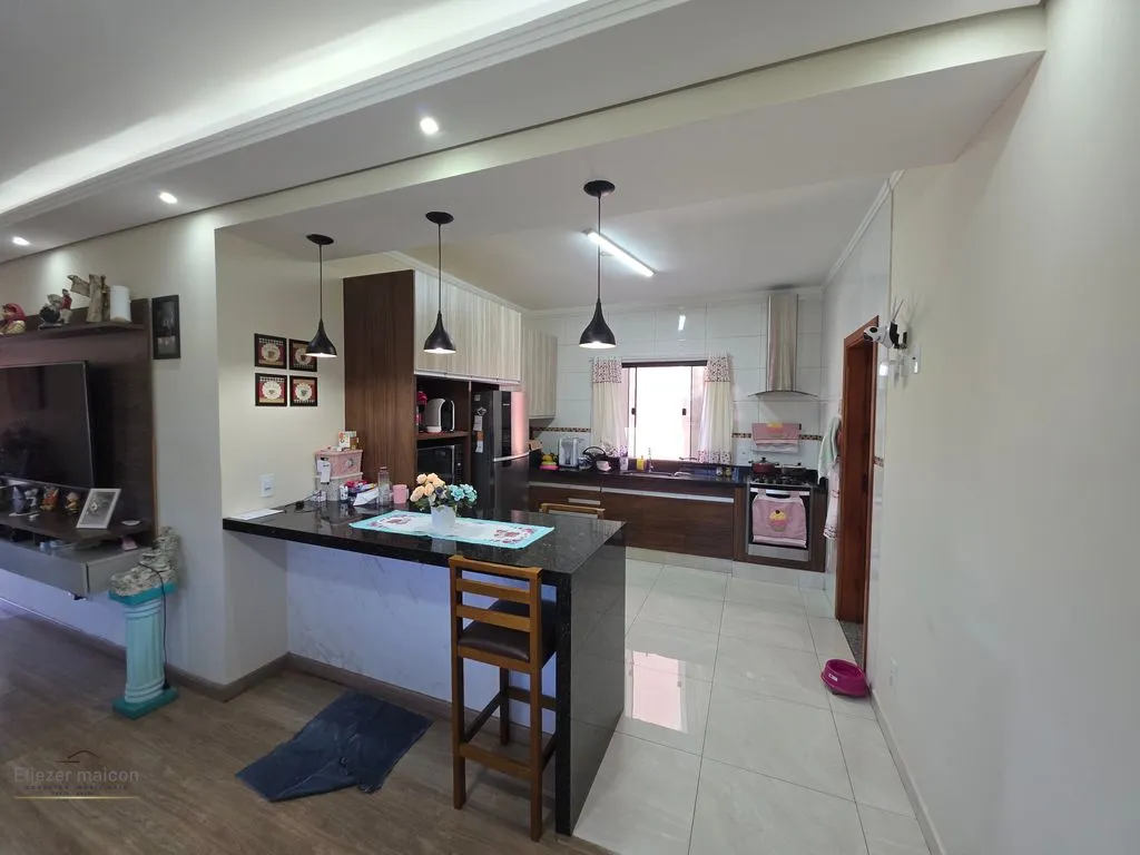 Imagem Apartamento de 3 quartos a venda bairro Jardim Quissisana em Poços de Caldas MG