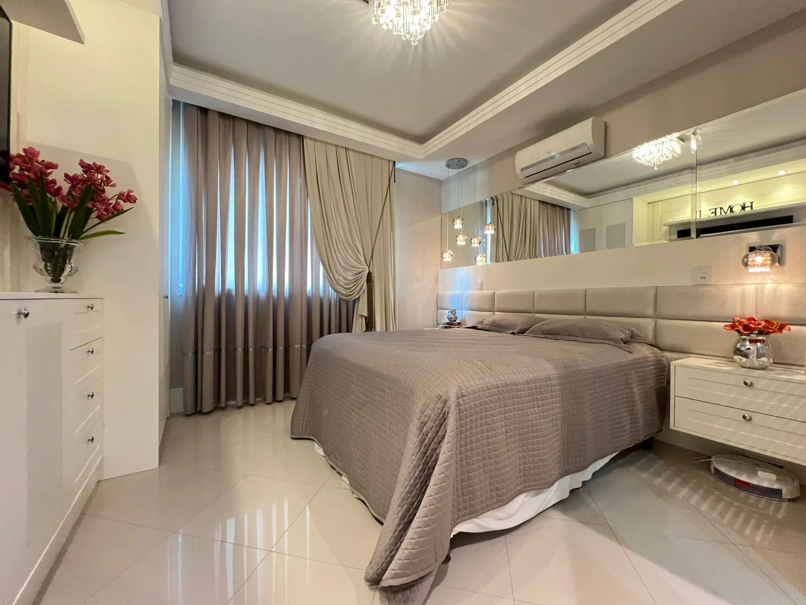Imagem Apartamento à venda com 130m2 por R$ 2.690.000,00