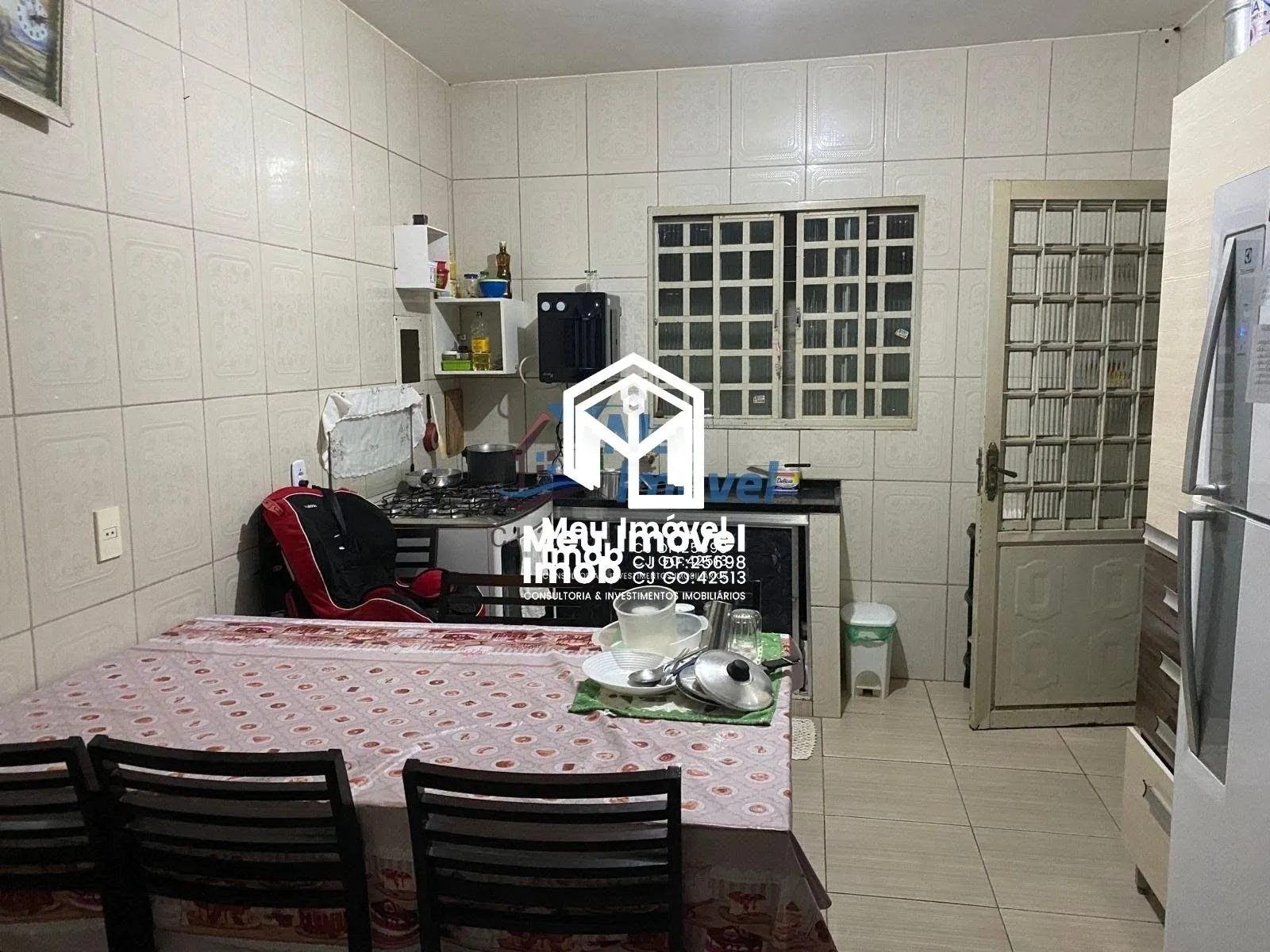 Imagem Casa 5 Quartos 1 Suíte 3 Vagas 300m² Closet Área de Serviço