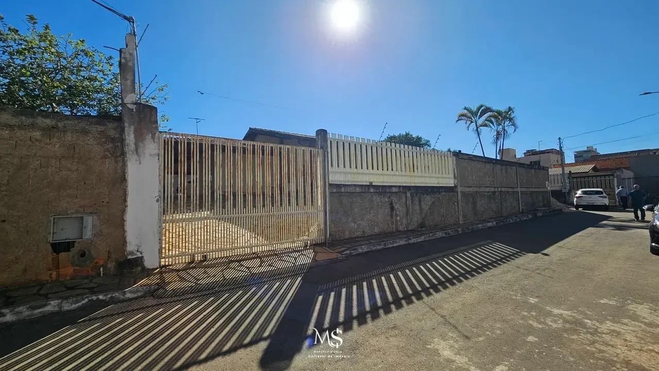 Imagem Casa com 5 Quartos à Venda, 456 m² em Setor Habitacional Vicente Pires - Brasília