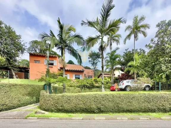 Imagem Casa integrada à venda na Granja Viana miolo, 4dorm, 2suítes