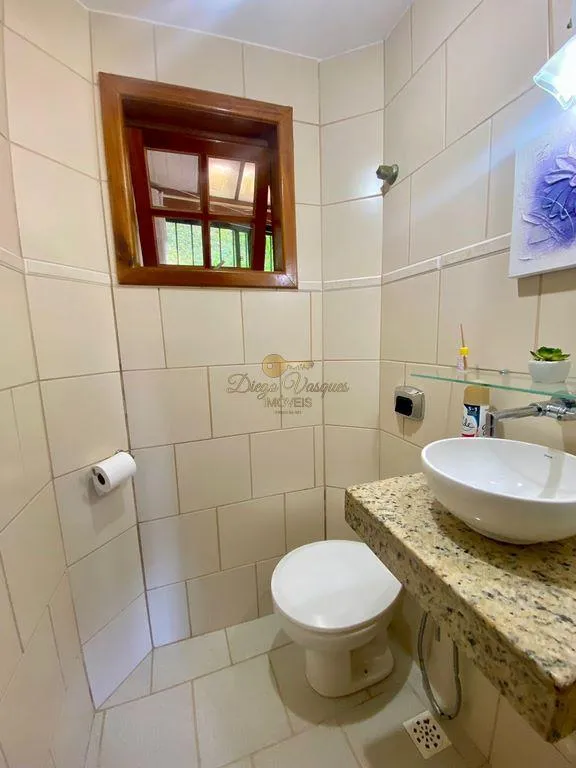 Imagem Casa em Condomínio para Venda em Teresópolis / RJ no bairro Santa Cecília