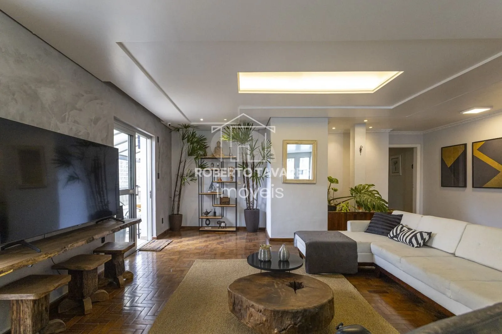 Imagem Cobertura de 4 quartos, 330m² no bairro Bela Vista, em São Paulo