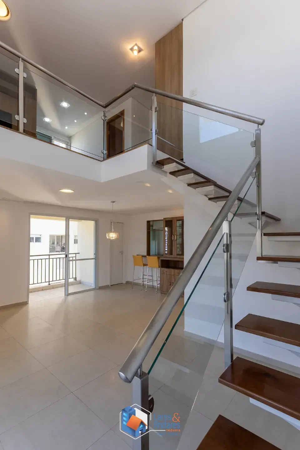 Imagem Duplex para venda em Vila Madalena com 1 quarto, sendo 1 suíte, 70m²