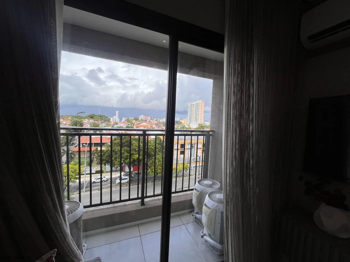 Imagem Apartamento para Venda em Fortaleza, Sapiranga-Coité, 3 dormitórios, 1 suíte, 2 banheiros, 1 vaga