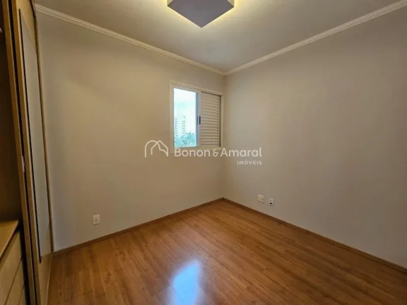 Imagem Apartamento com 94m² de área útil, em excelente localização e rua tranquila no bairro mais dese...
