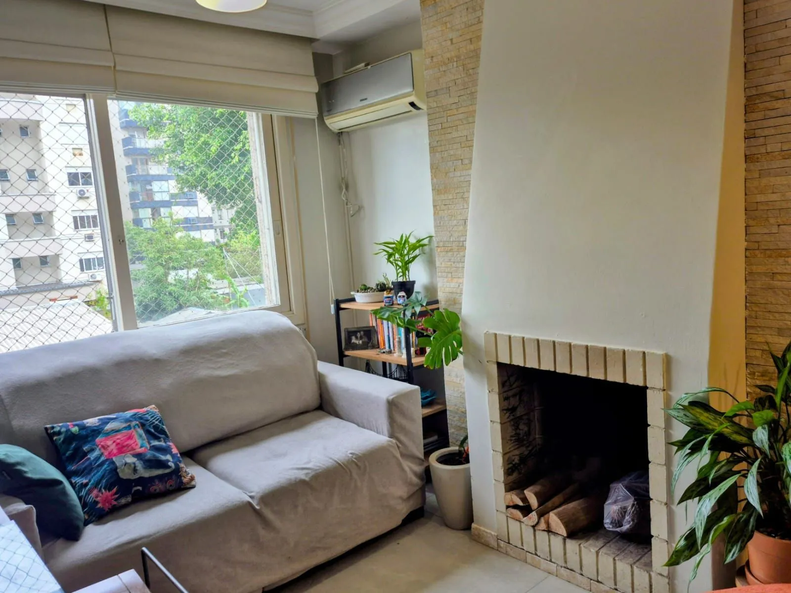 Imagem Apartamento de dois dormitórios e uma vaga de garagem no bairro Santana