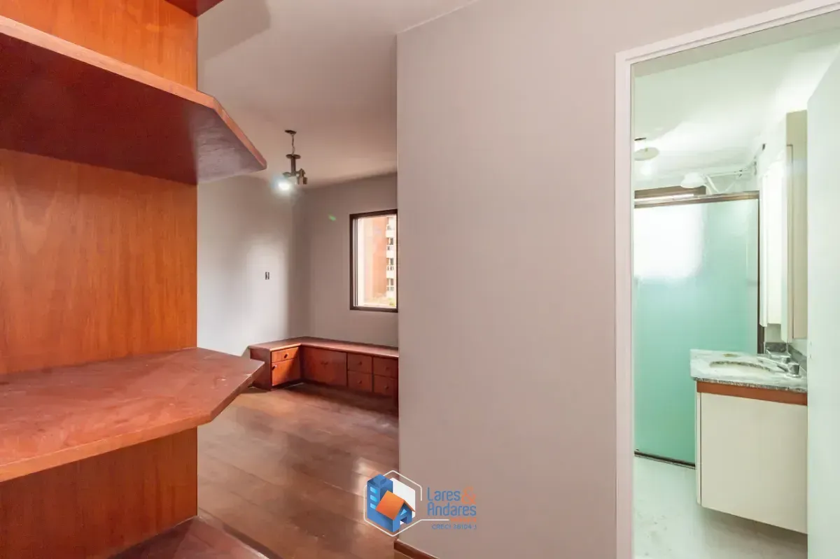Imagem Apartamento para venda em Moema com 3 quartos, sendo 1 suíte, 113m²