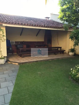 Imagem Casa de Luxo em Condomínio na Taquara, Rio de Janeiro - 5 Quartos, 5 Suítes, 430m² - Imperdível!