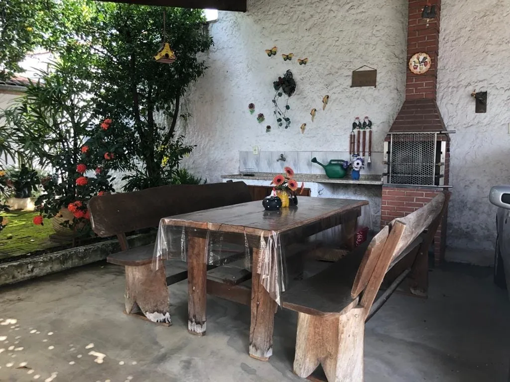 Imagem Casa à venda 3 Quartos, 2 Suites, 5 Vagas, 410M², Santana, Pindamonhangaba - SP