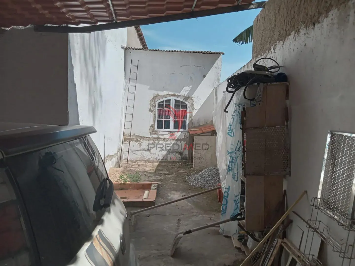 Imagem CASA COM PISCINA PRÓXIMO DA ILHA DOS DINOSSAUROS