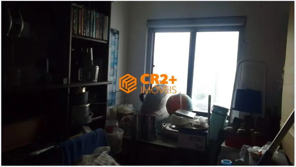Imagem VENDO APARTAMENTO NA MADALENA 3 QTOS REFORMADOS.