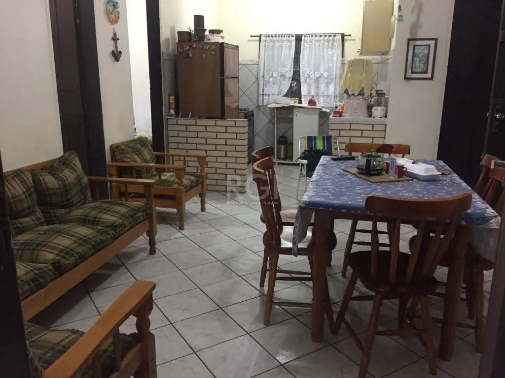 Imagem Casa para Venda - 600m², 3 dormitórios, 1 vaga - Interpraias