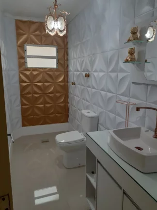 Imagem CASA RESIDENCIAL em SÃO JOSÉ - SC, IPIRANGA