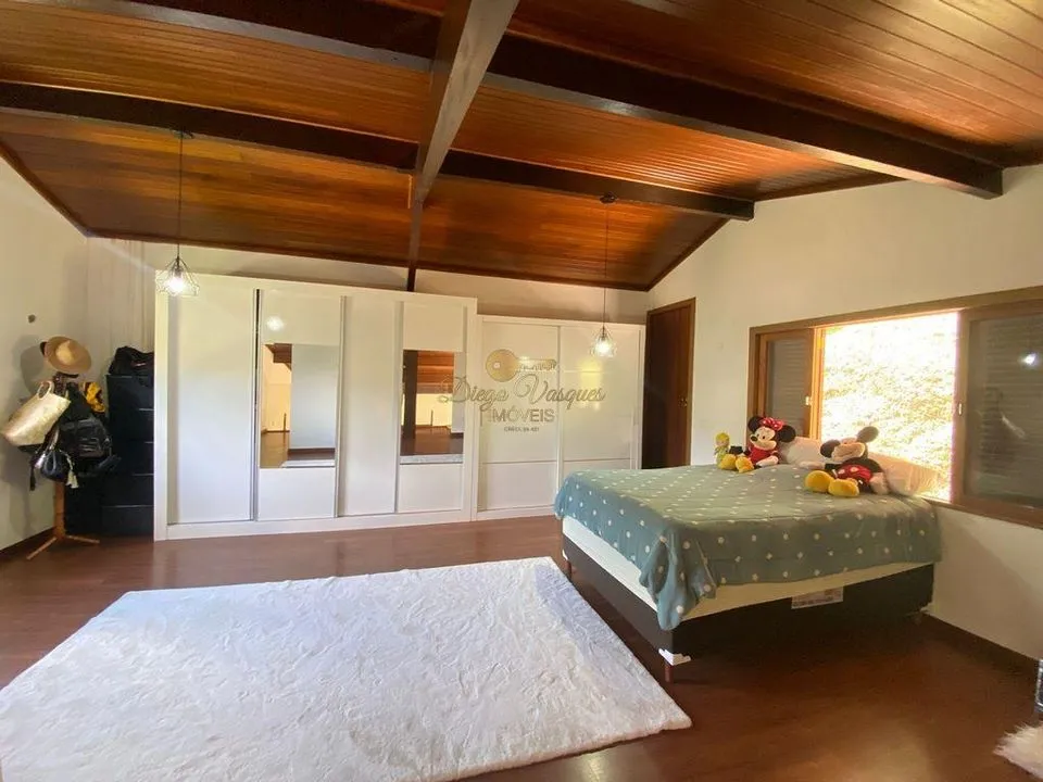Imagem Casa para Venda em Teresópolis / RJ no bairro Albuquerque