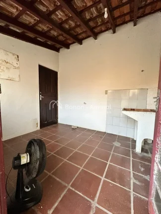 Imagem Casa Térrea ideal para comércio na região central à venda na cidade de Paulínia - SP

Excelente...