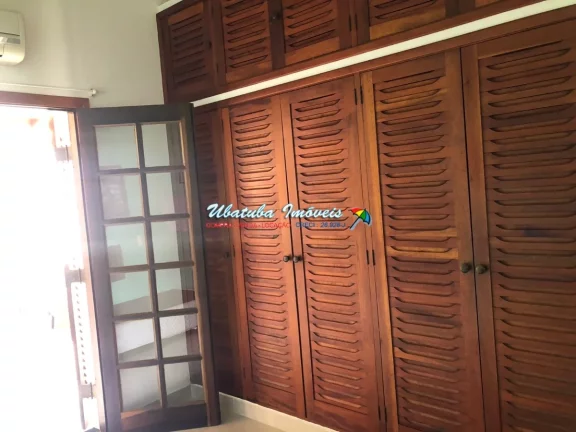 Imagem Linda Casa com Ótima Localização.