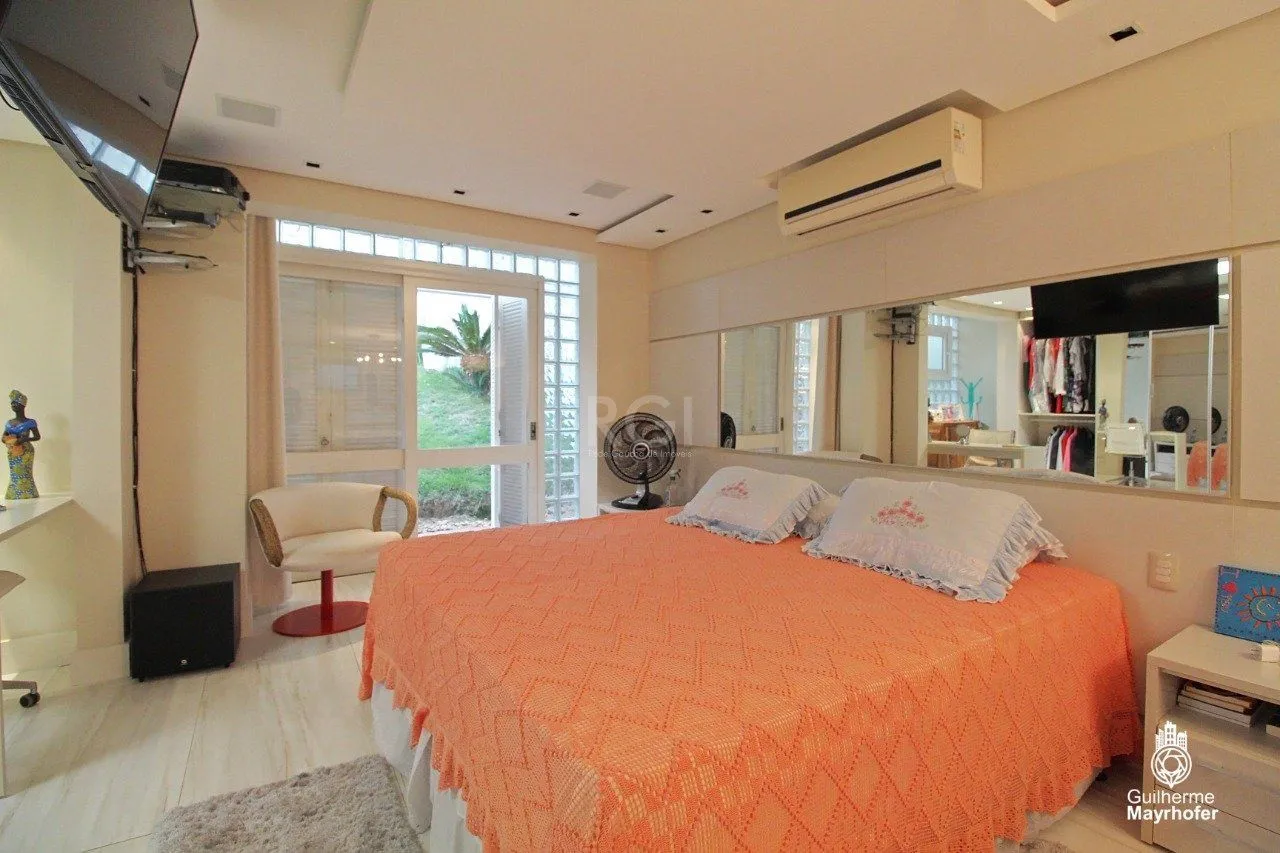 Imagem Casa para Venda - 650m², 4 dormitórios, sendo 3 suites, 4 vagas - Chácara das Pedras