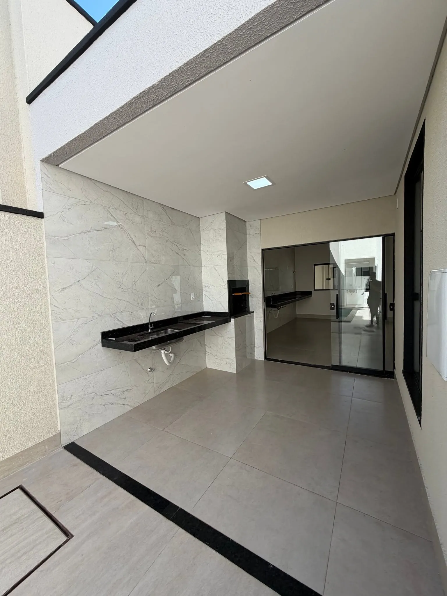 Imagem Casa 3/4 Sendo 1 Suite Com Closet No Bairro Das Industrias