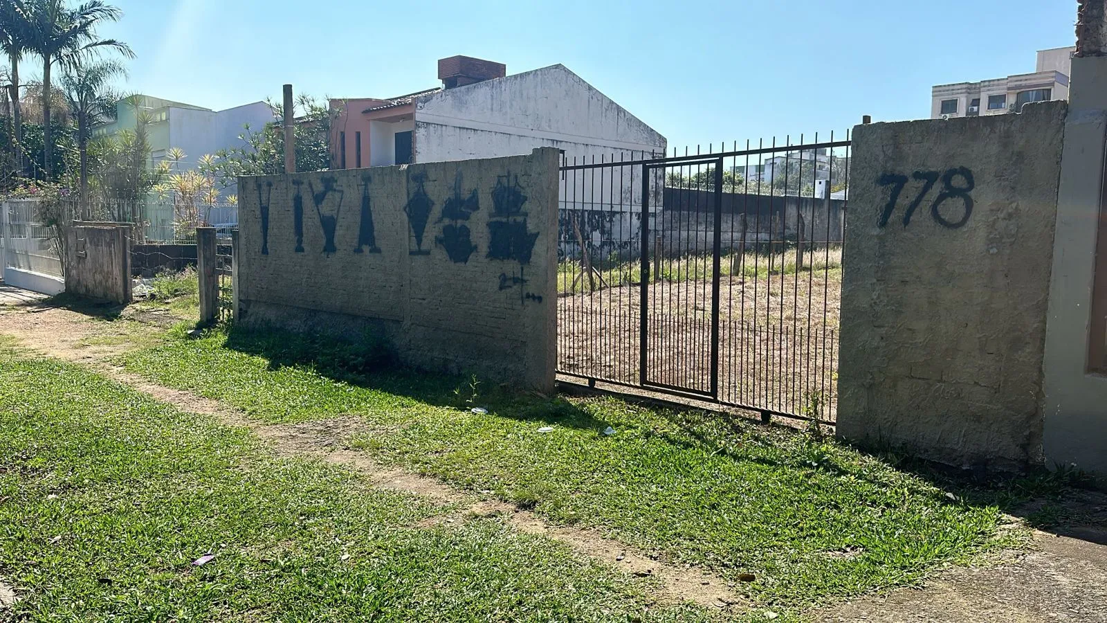 Imagem Terreno em Cristal