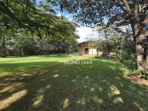 Imagem Casa à Venda no Condomínio Fazenda Solar, Igarapé MG.
