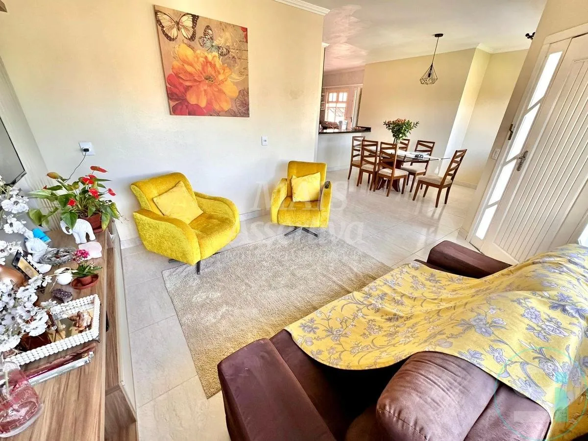 Imagem Casa mobiliada para venda em Xangrilá Rainha do Mar