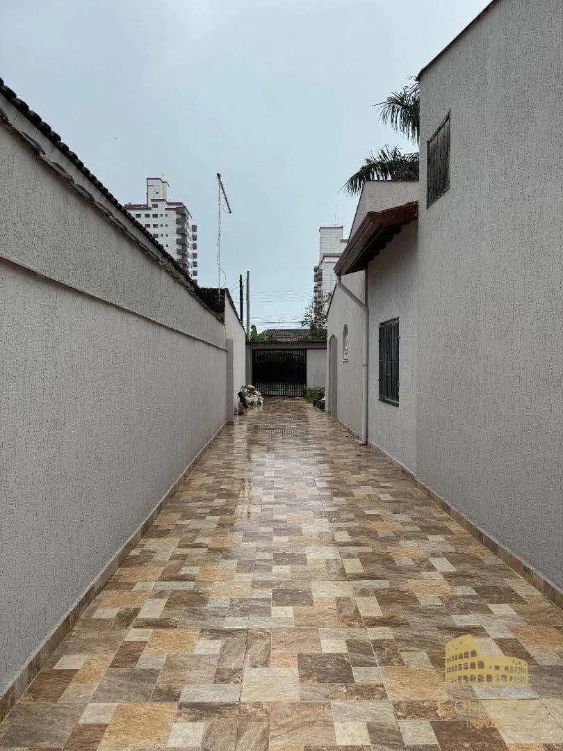 Imagem Casa com 4 dormitórios à venda, 435 m² por R$ 1.194.000,00 - Solemar - Praia Grande/SP