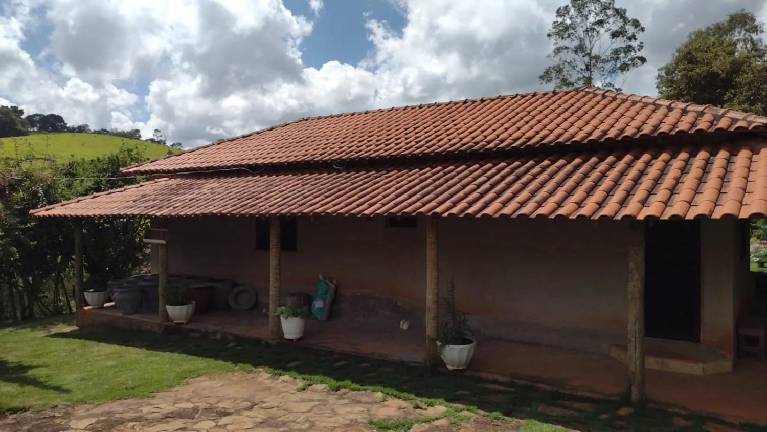 Imagem Sítio à Venda em Entre Rios de Minas/ MG , com 6 hectares (60.000 m²)
