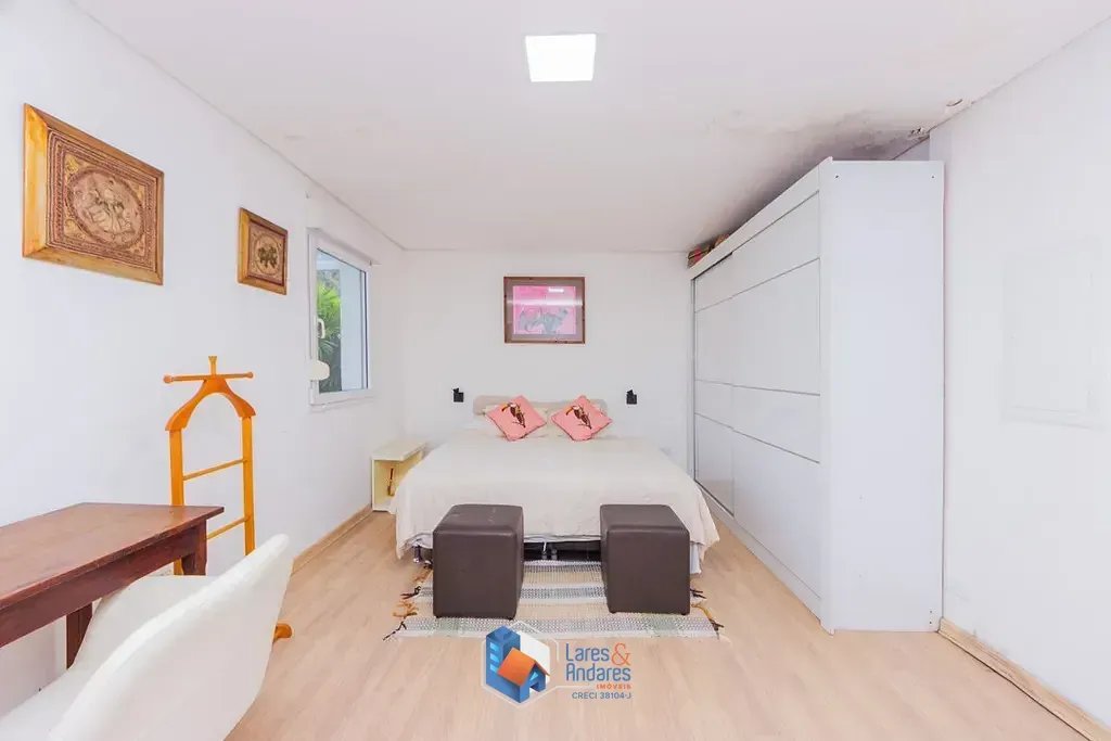 Imagem Casa à venda 4 Quartos 2 Suites 4 Vagas 280M² Interlagos São Paulo - SP