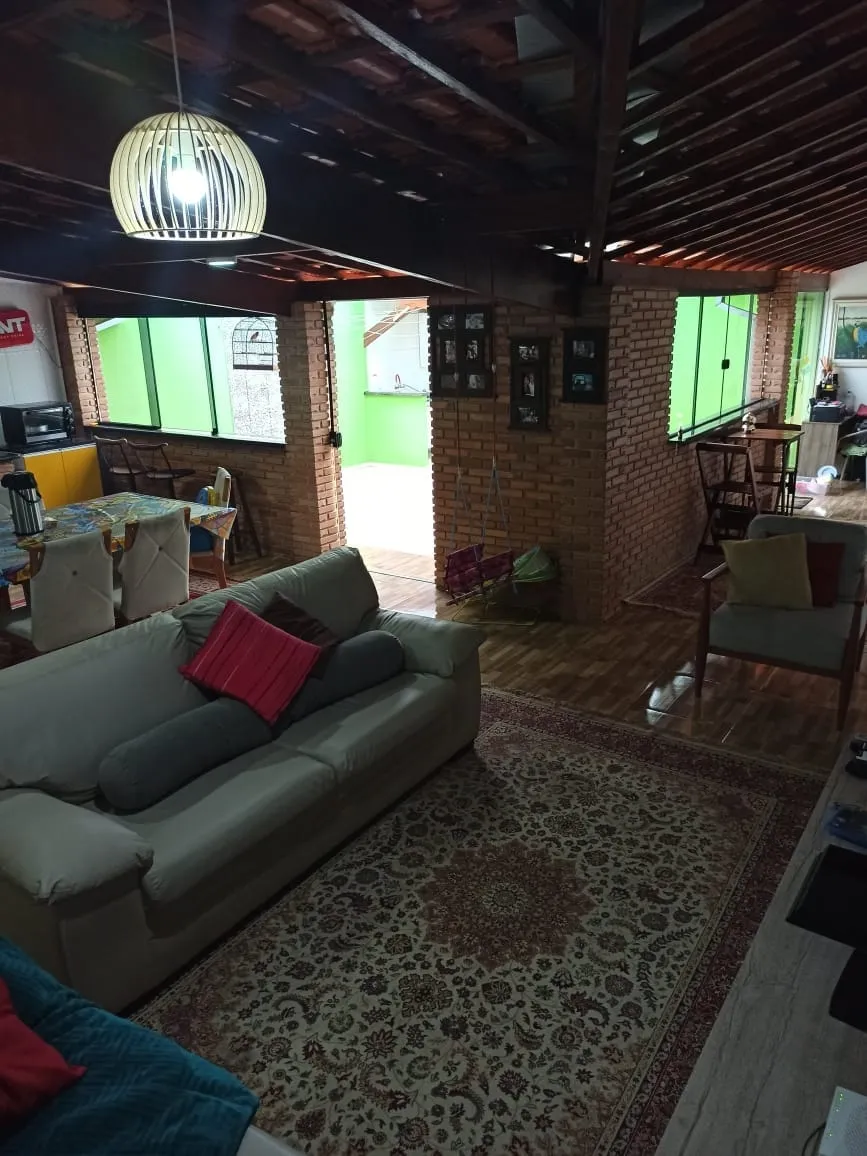 Imagem Casa à venda 2 Quartos, Loteamento Residencial e Comercial Vila São Paulo, Pindamonhangaba - SP