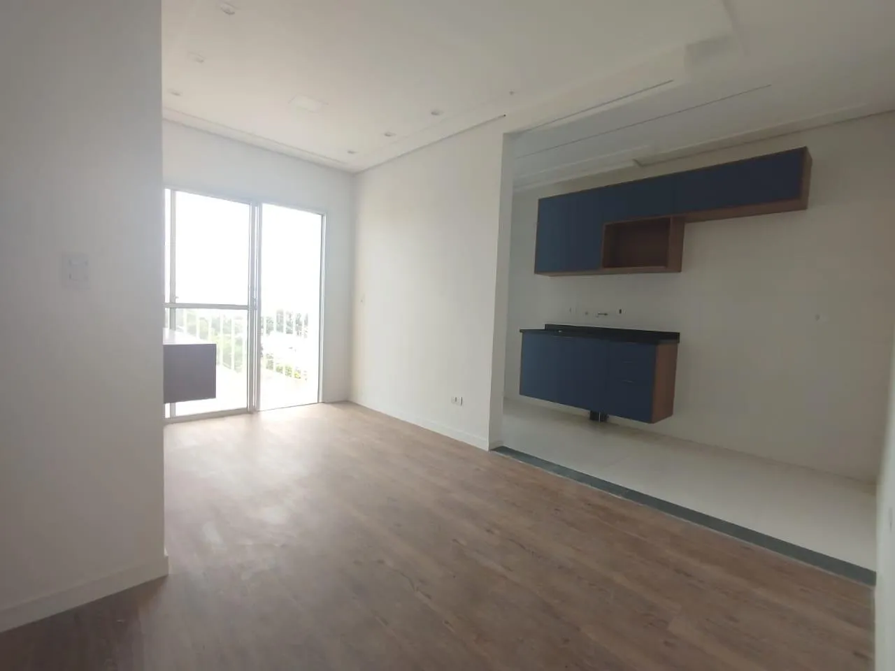 Imagem Lindo Apartamento no Residencial Monte Castelo: 2 Dormitórios, Vista Deslumbrante e Acabamento Impecável!