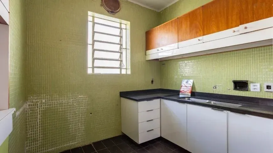 Imagem Casa Ampla com Pátio e Excelente Localização no Petrópolis
