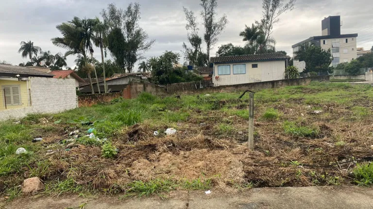 Imagem Terreno à Venda, 750 m² em Santa Augusta - Criciúma