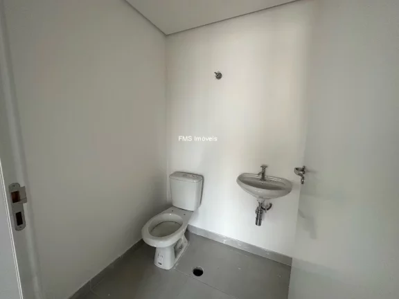 Imagem Laje comercial com 690m² para locação em Conceição.