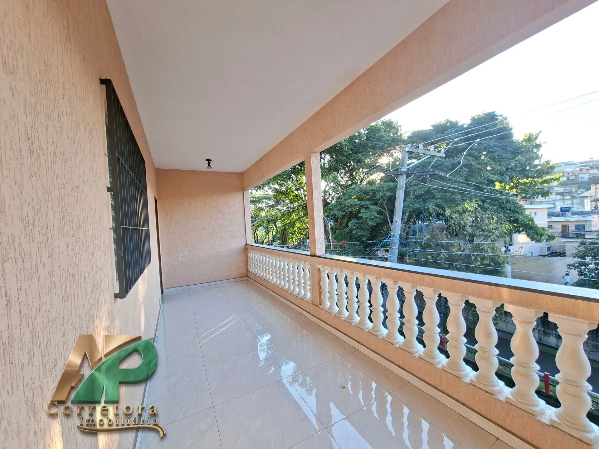 Imagem Sobrado Amplo com 208m² no Jardim Saporito Taboão da Serra