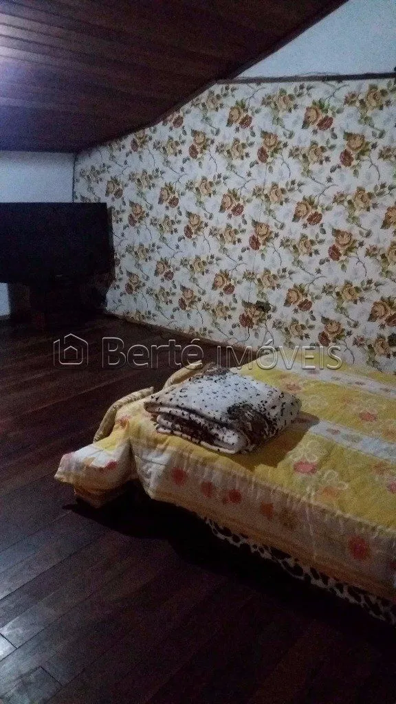 Imagem Terreno com casa a venda na REstrada das Furnas - Porto Alegre /RS