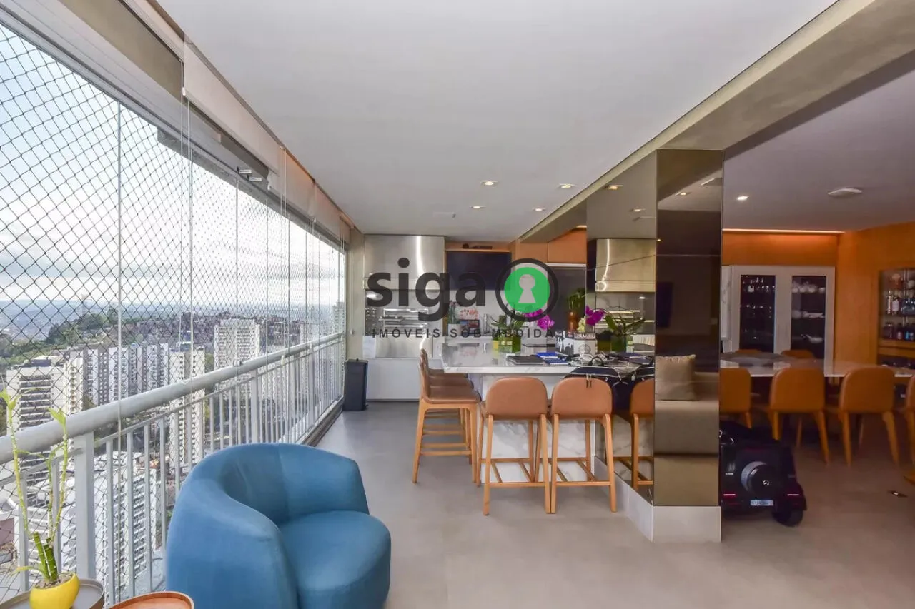 Imagem Apartamento de 223 metros com 3 quartos e 4 vagas