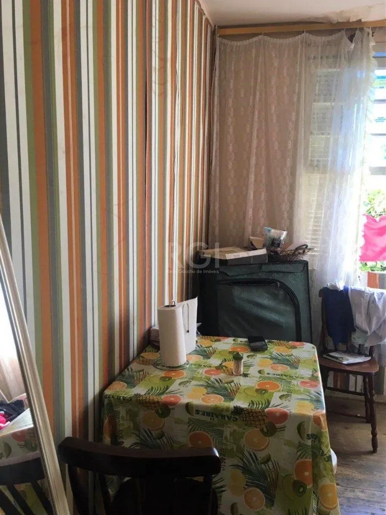 Imagem Casa para Venda - 74m², 3 dormitórios, 2 vagas - Nonoai