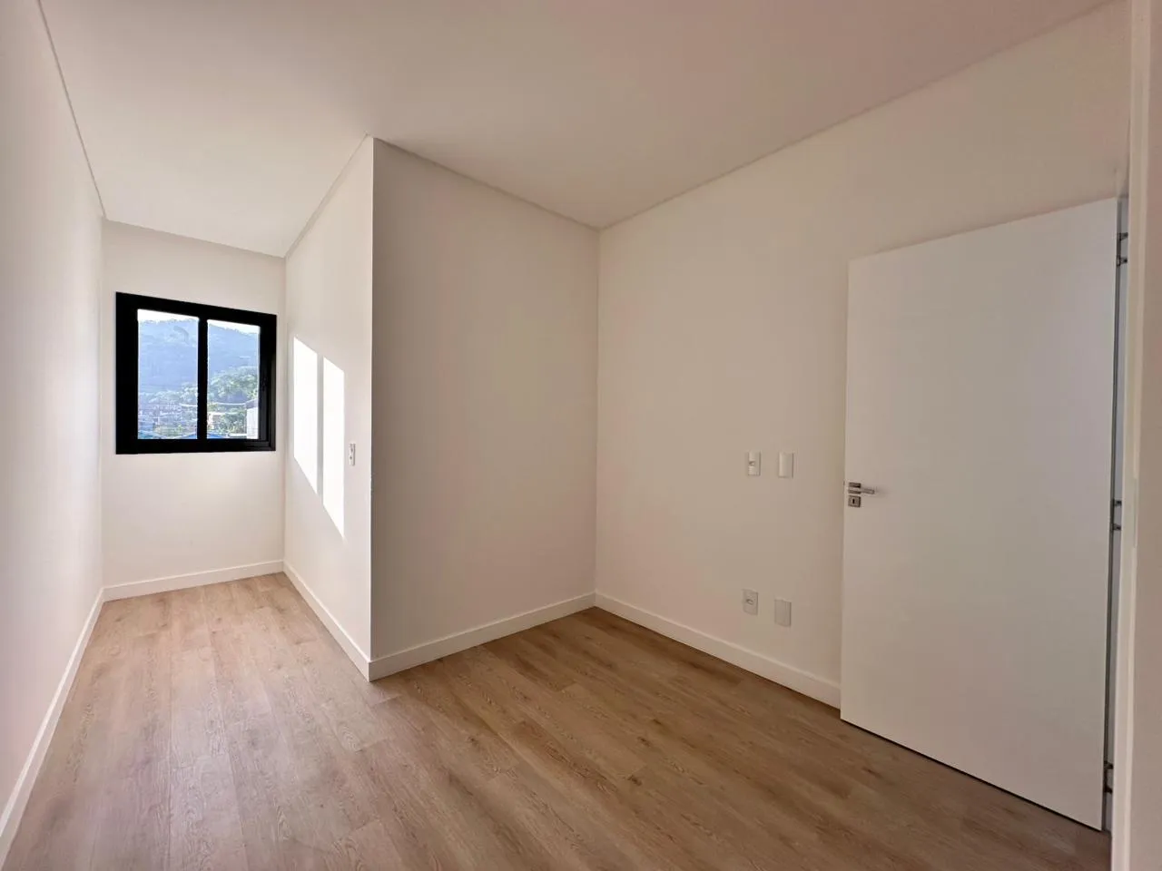 Imagem Casa à venda com 105m2 por R$ 1.000.000,00
