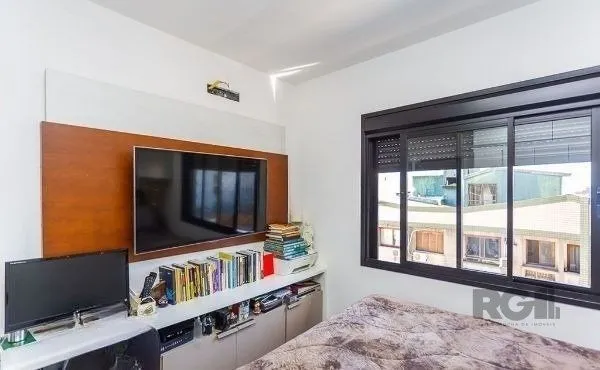 Imagem Apartamento no bairro Azenha 1 dormitório 1 vaga - Azenha