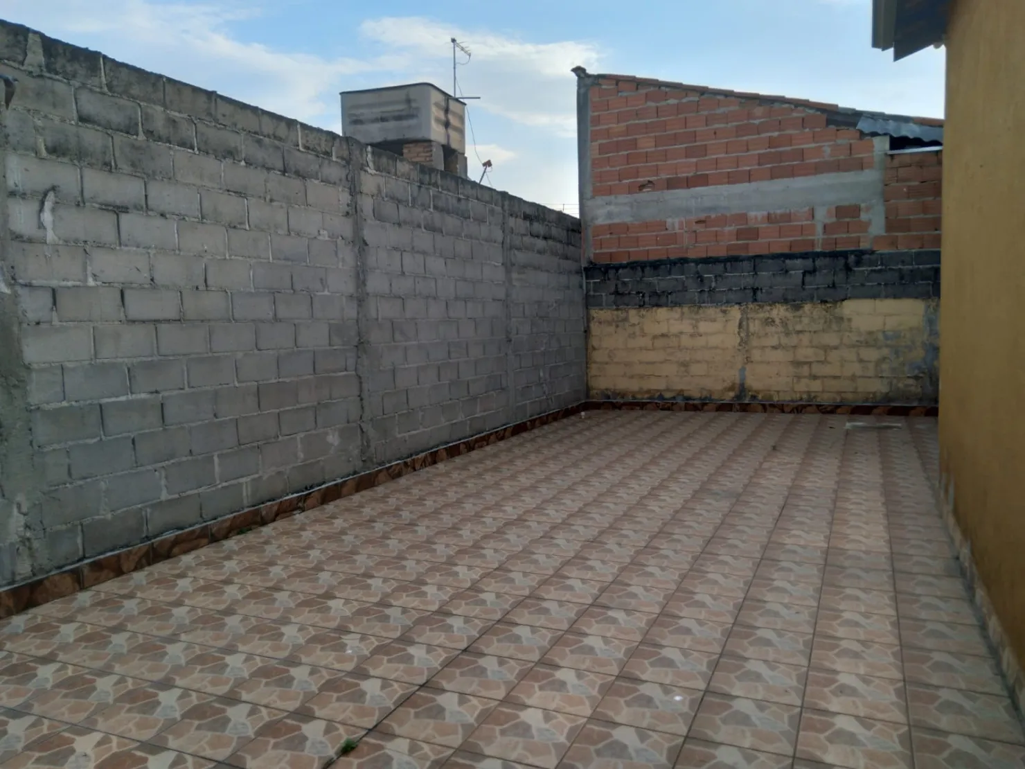 Imagem Casa à venda 4 Quartos, 3 Vagas, 252M², Jardim Carlota, Pindamonhangaba - SP